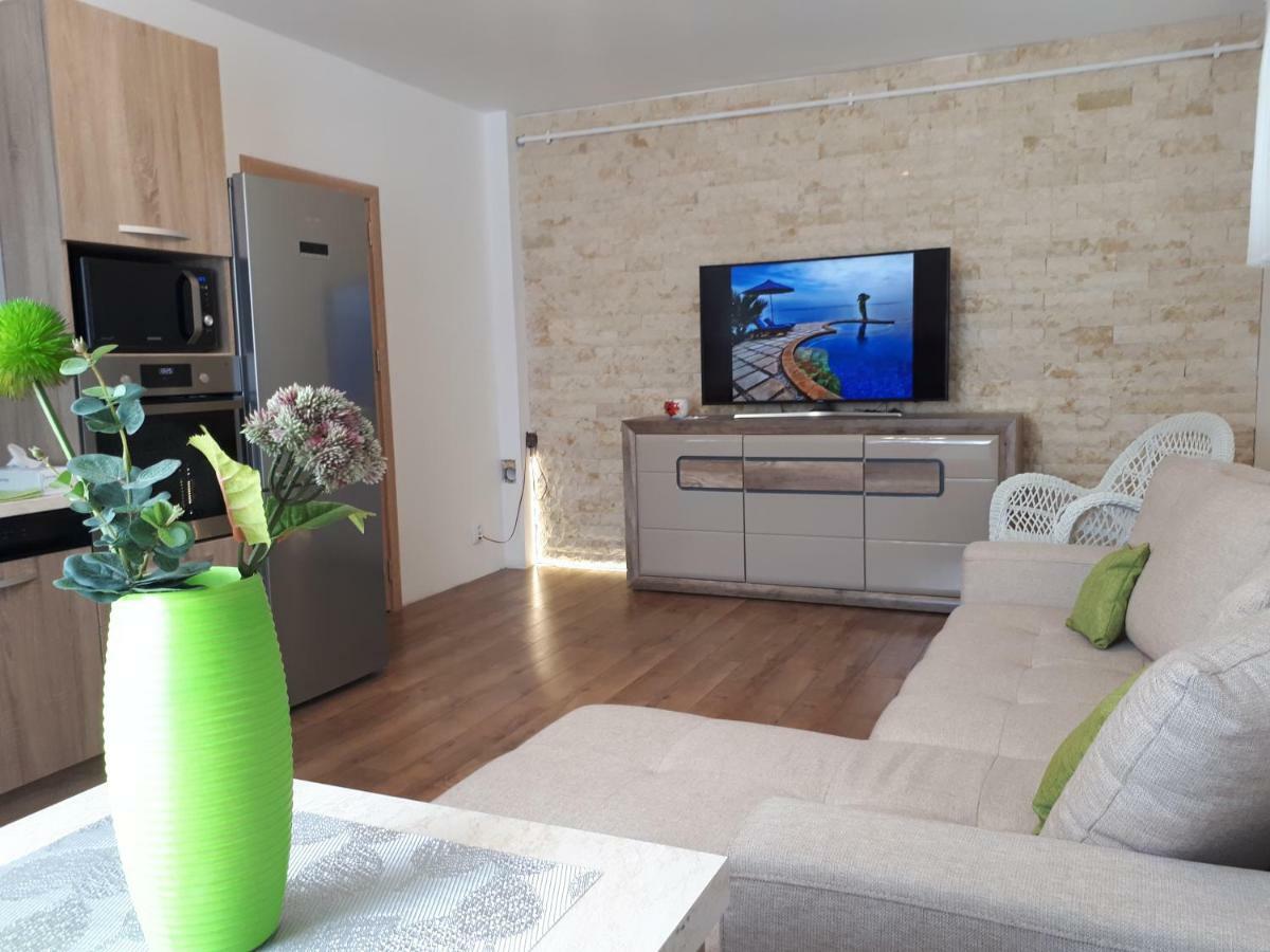 Appartamento Ciresica Luxury Sibiu Esterno foto